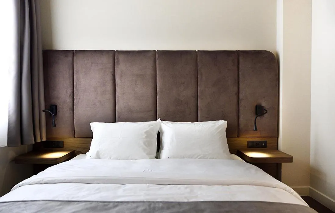 Roomore Apartments 塞萨洛尼基 0*,
