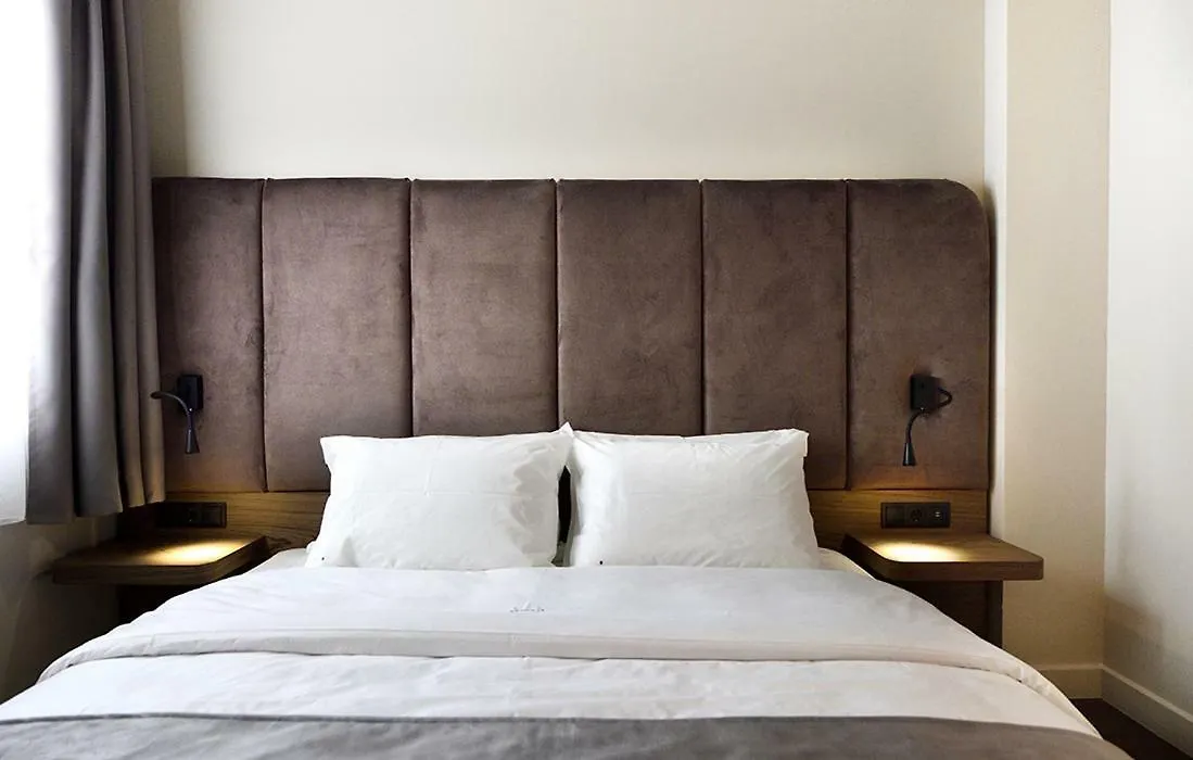 Roomore Apartments 塞萨洛尼基 0*,